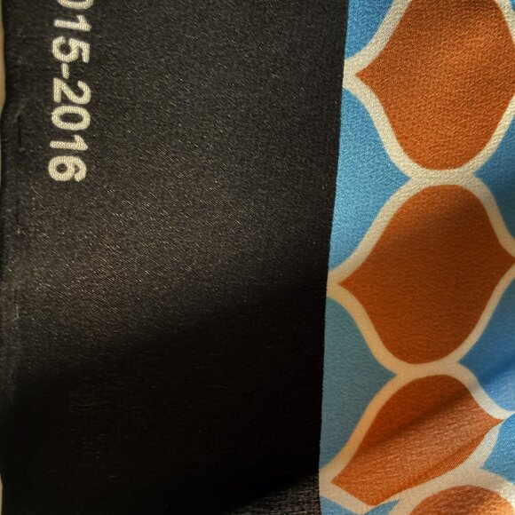 Carlisle 100% Silk Fabric of Hope Limited Edition Scarf – New With Tags (20x64") - Picture 14 of 14